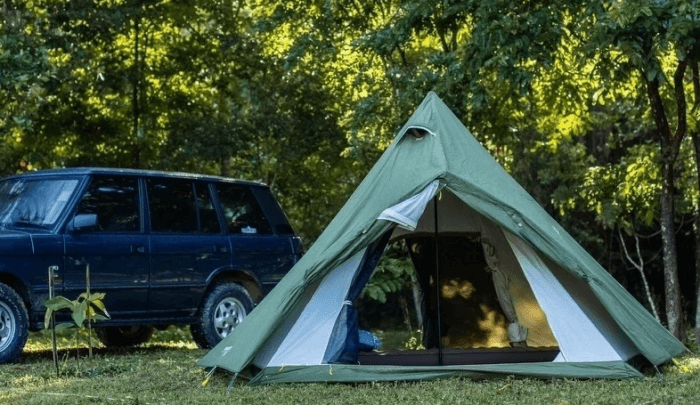 feature image: เต็นท์ Coleman รุ่น X CursionTepeeII 325 สีเขียว
