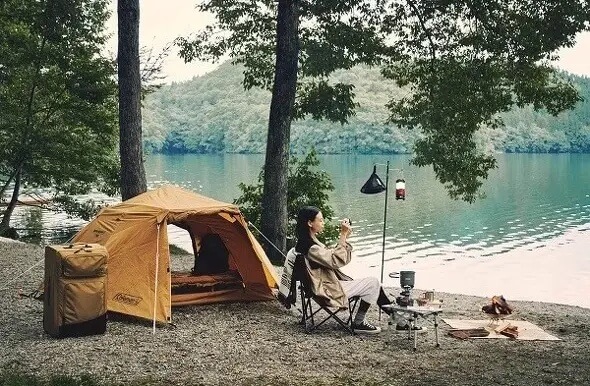 ไป camping นั่งถ่ายรูปริมน้ำกับ Coleman Dome S